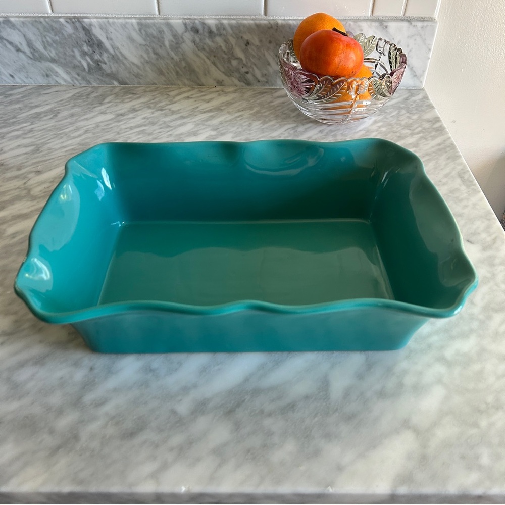 Pioneer Woman rectangular ruffle turquoise ceramic bakeware casserole dish tray